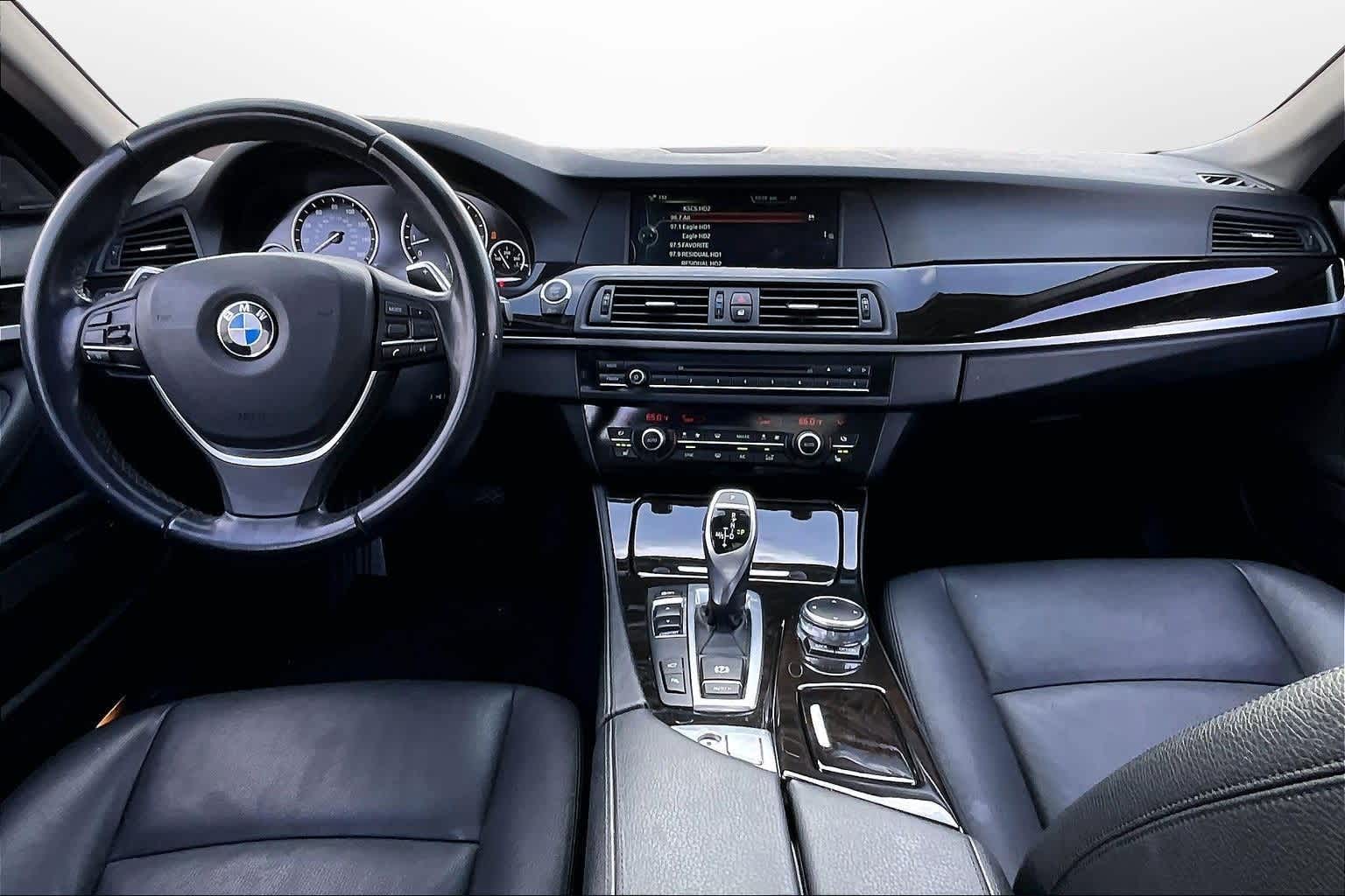 Thumbnail: 2016 BMW 5 Series - 14