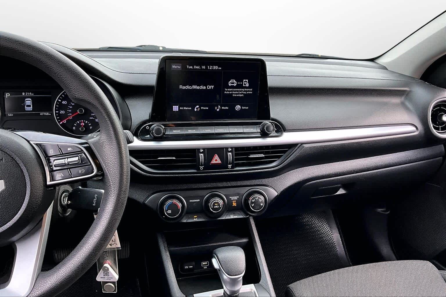 Thumbnail: 2022 Kia Forte - 6