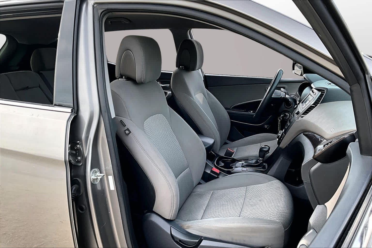 Thumbnail: 2018 Hyundai Santa Fe - 7