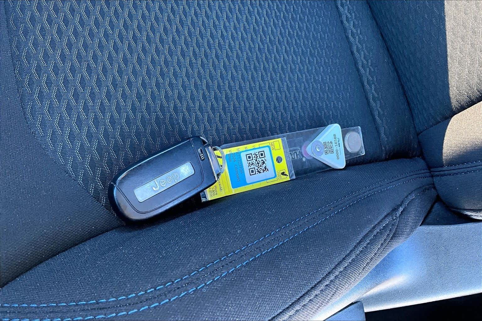 Thumbnail: 2024 Jeep Compass - 9