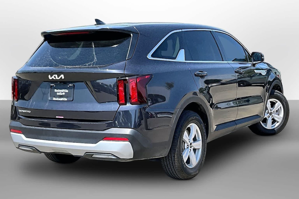 Certified 2026 Kia Sorento LX SUV