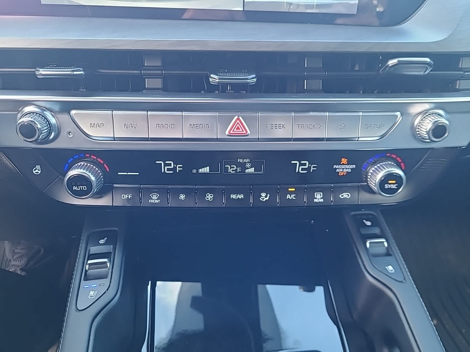 2024 Kia Telluride SX 13
