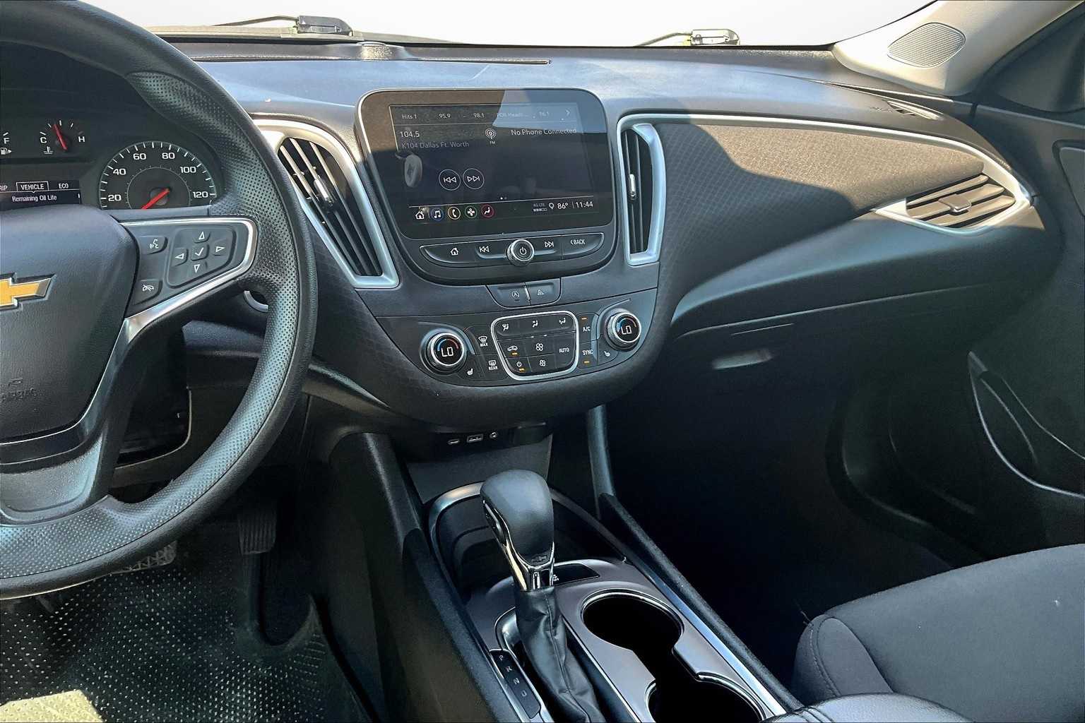 Thumbnail: 2023 Chevrolet Malibu - 6