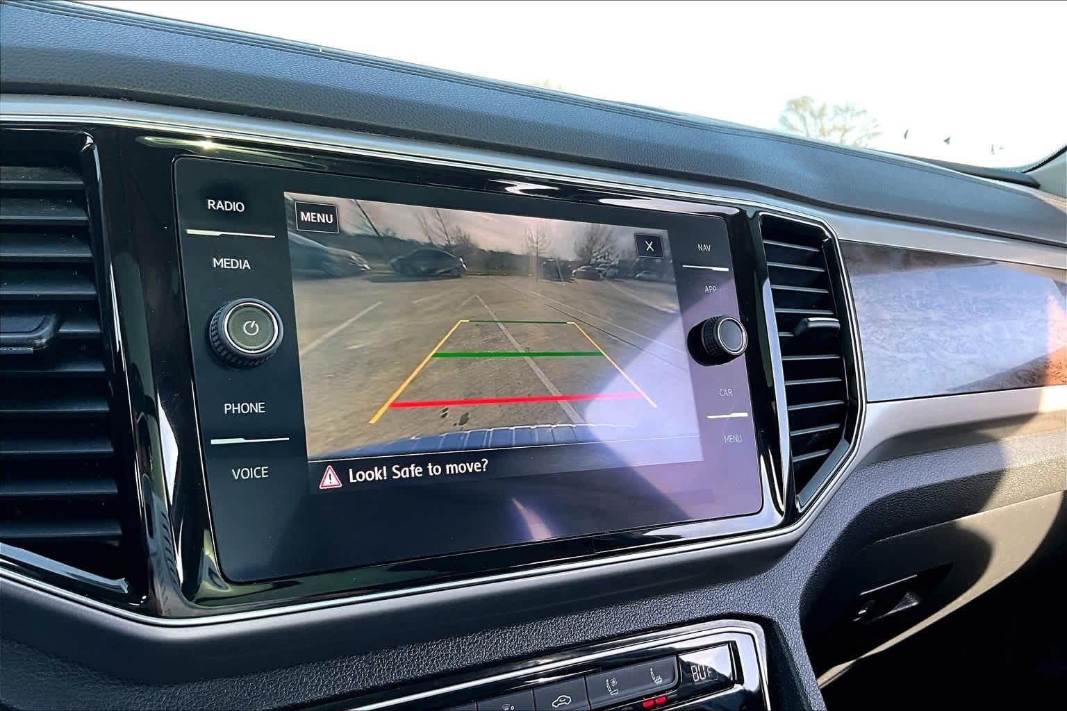 Thumbnail: 2019 Volkswagen Atlas - 22