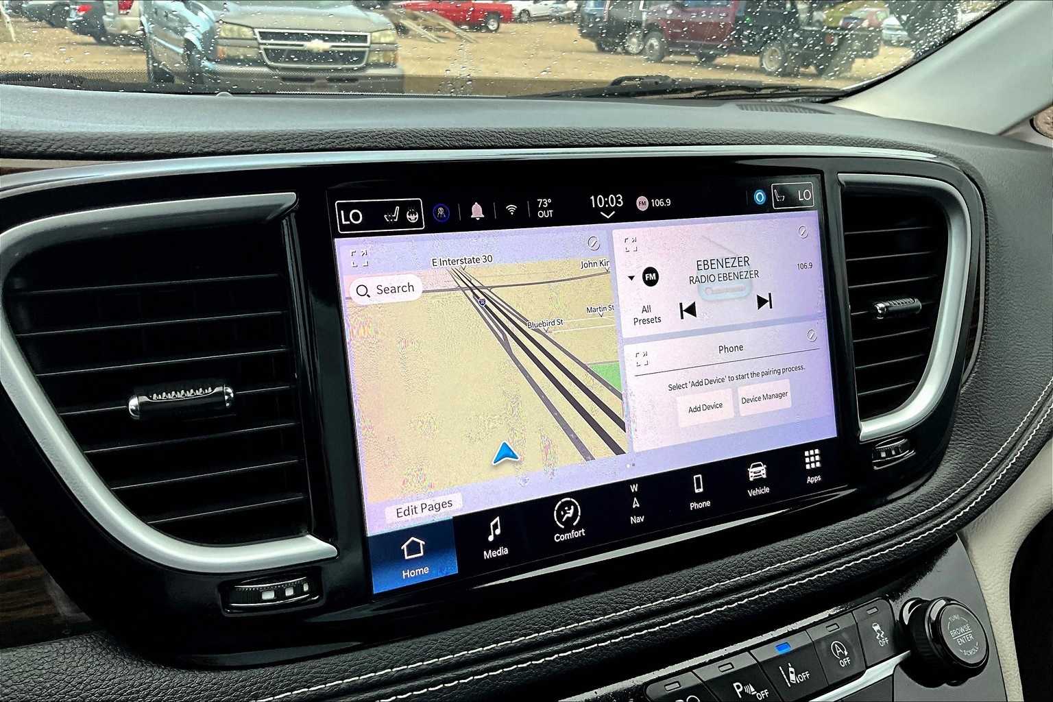 Thumbnail: 2022 Chrysler Pacifica - 24