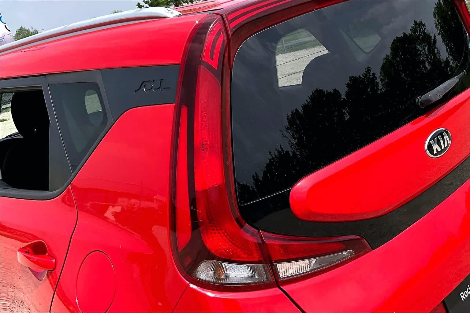 Thumbnail: 2020 Kia Soul - 25