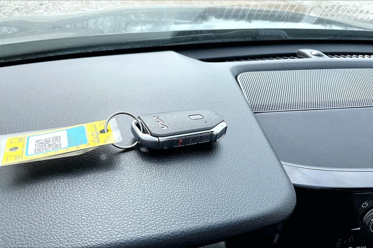 Thumbnail: 2022 Kia K5 - 8