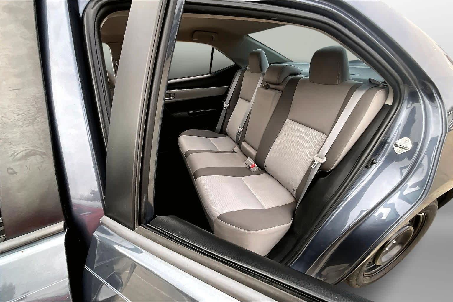 Thumbnail: 2018 Toyota Corolla - 27