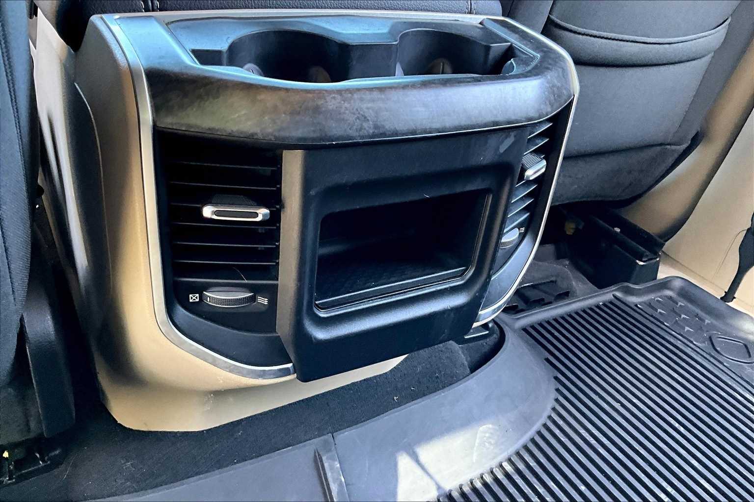 Thumbnail: 2019 RAM 1500 - 21