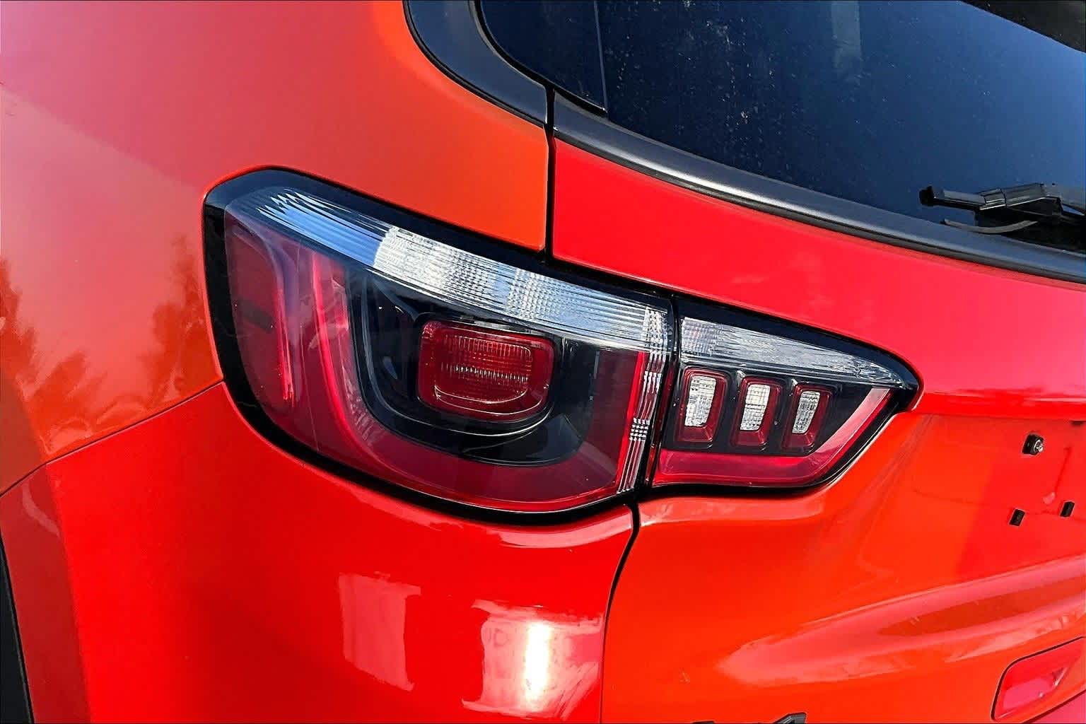 Thumbnail: 2018 Jeep Compass - 27