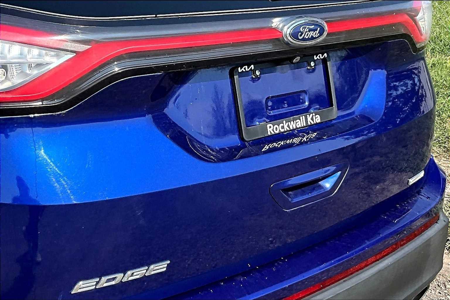 Thumbnail: 2015 Ford Edge - 30