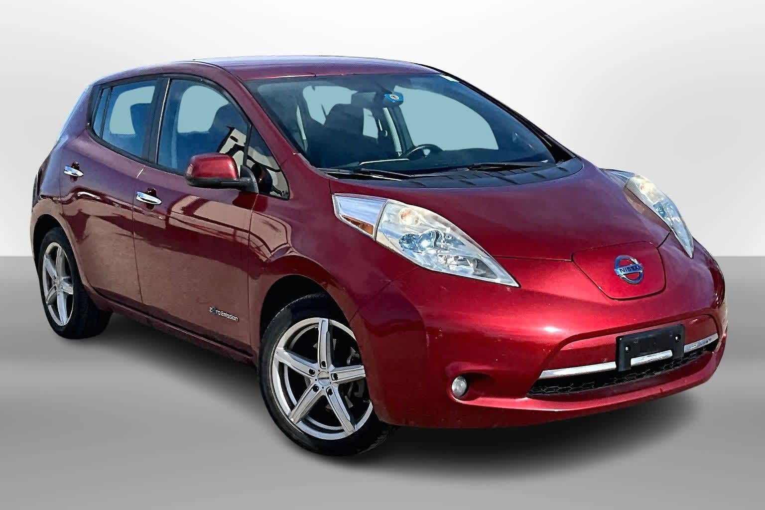 Thumbnail: 2013 Nissan Leaf - 9