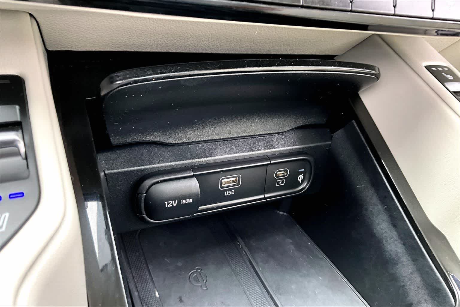 Thumbnail: 2023 Kia Telluride - 21