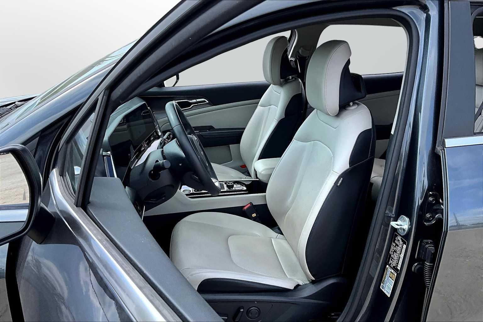 Thumbnail: 2023 Kia Sportage - 26