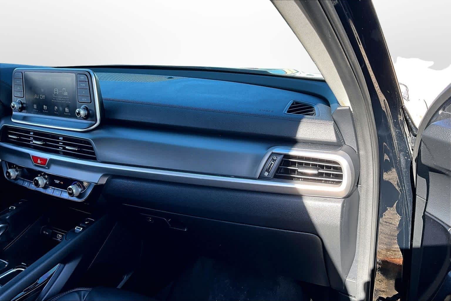 Thumbnail: 2020 Kia Telluride - 15