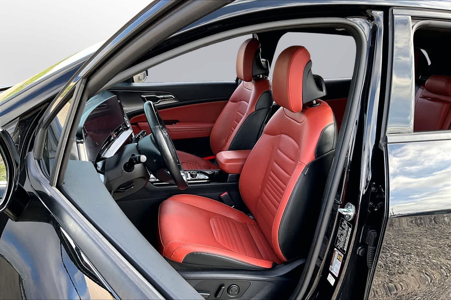 Thumbnail: 2023 Kia Sportage - 24