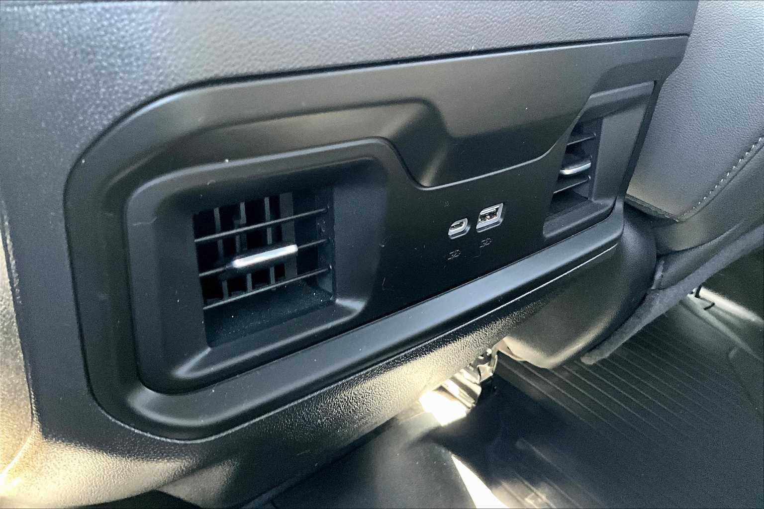 Thumbnail: 2022 Chevrolet Silverado 1500 - 24