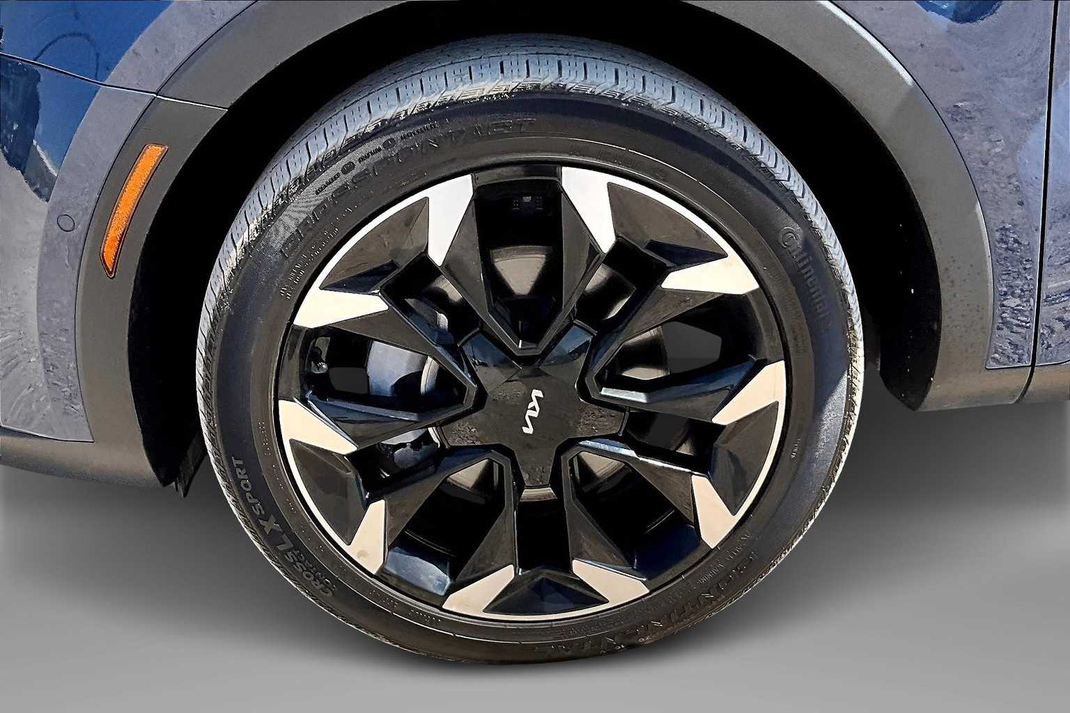 Thumbnail: 2024 Kia Sorento - 8