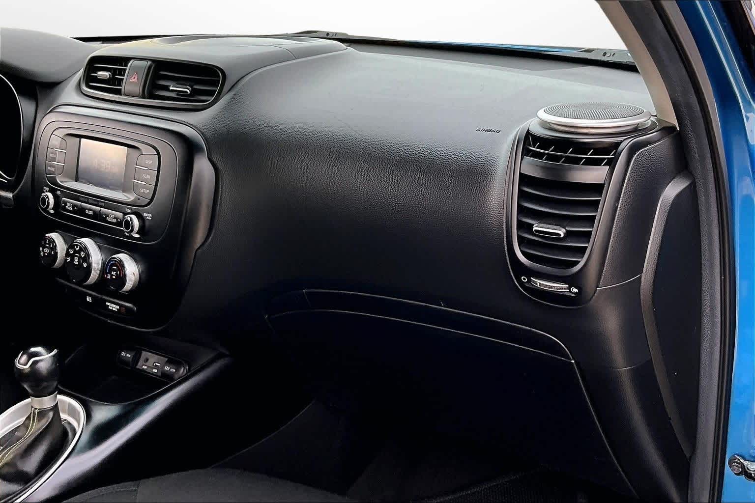 Thumbnail: 2016 Kia Soul - 15