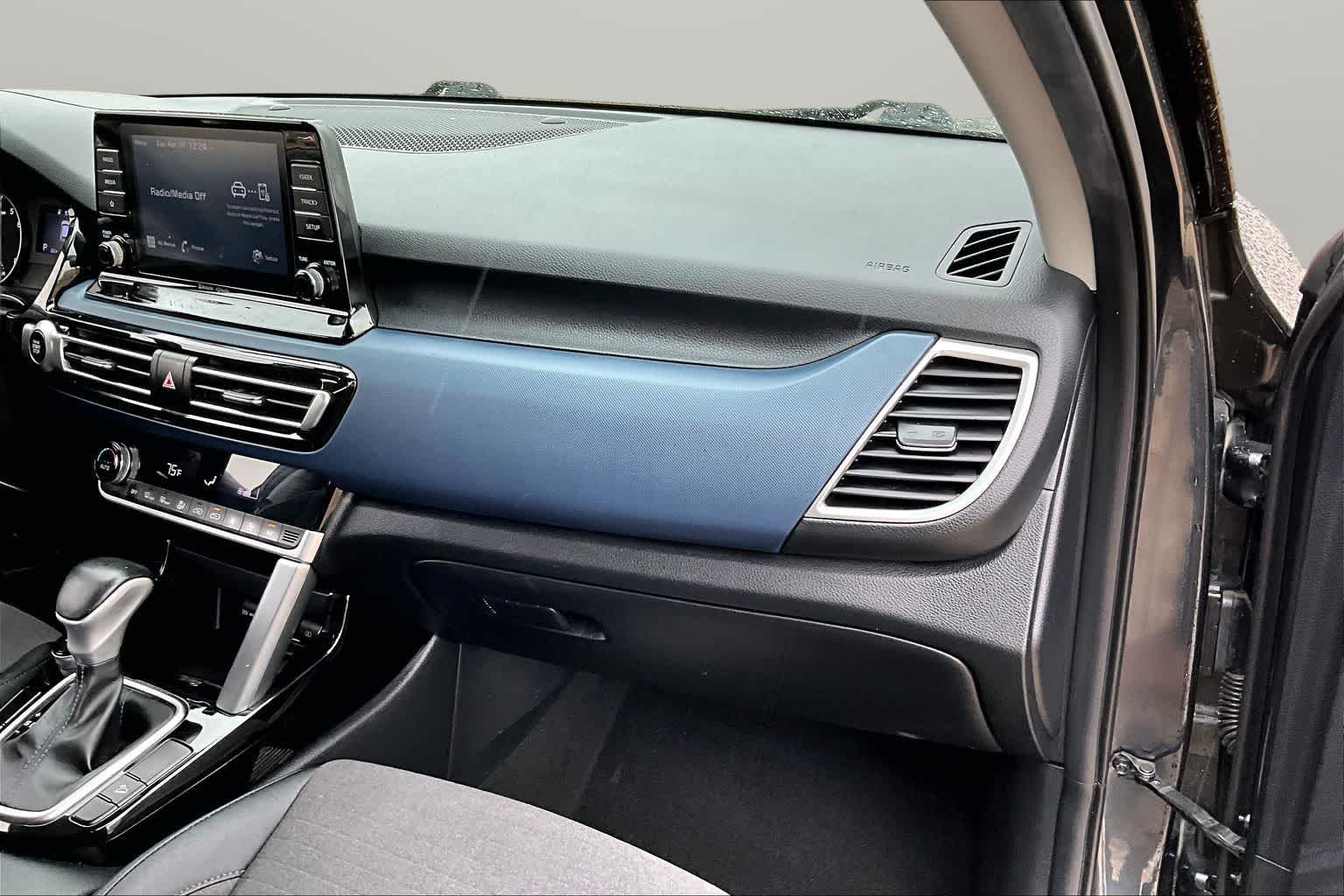 Thumbnail: 2023 Kia Seltos - 15