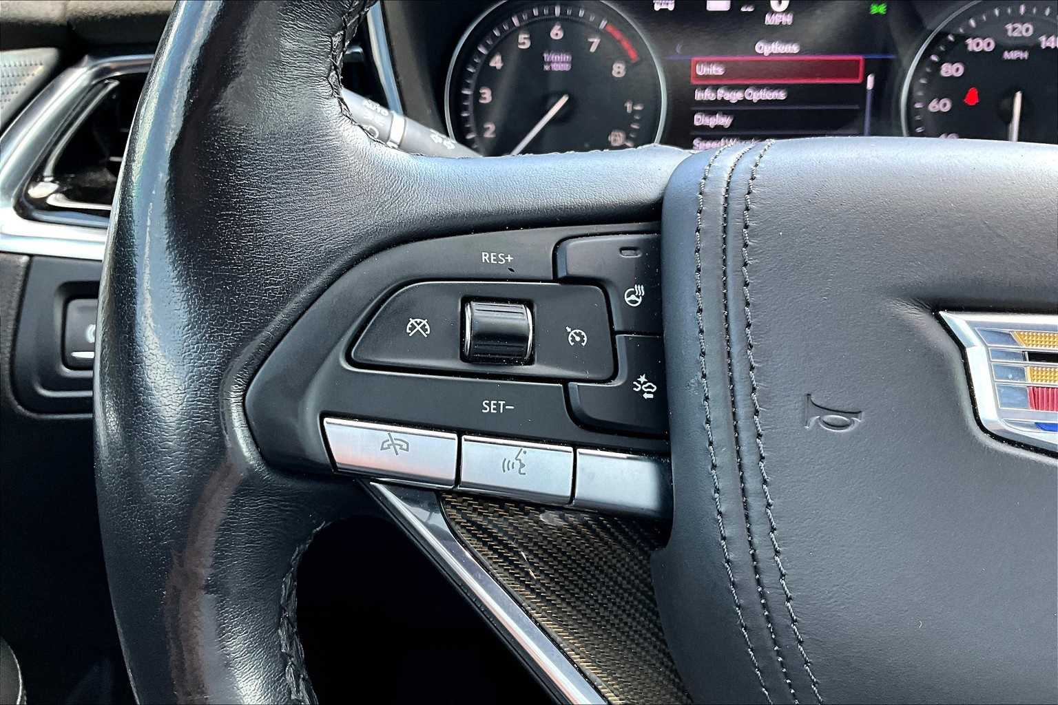 Thumbnail: 2021 Cadillac XT6 - 19