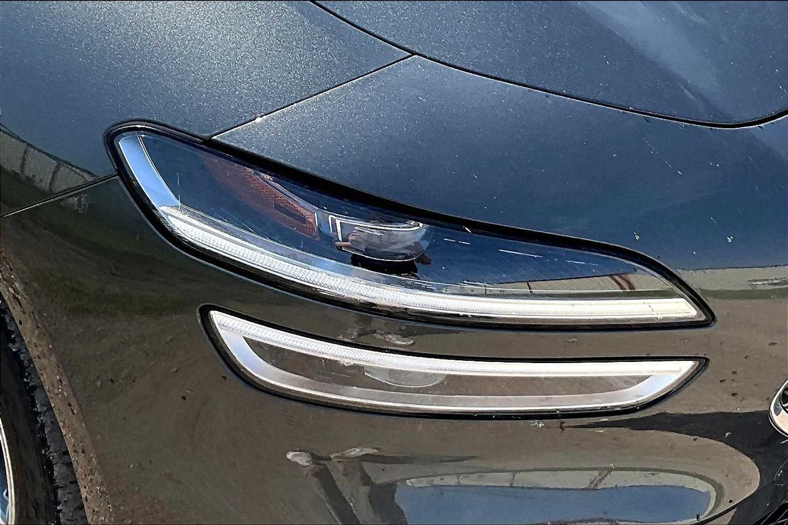 Thumbnail: 2023 Genesis G70 - 30