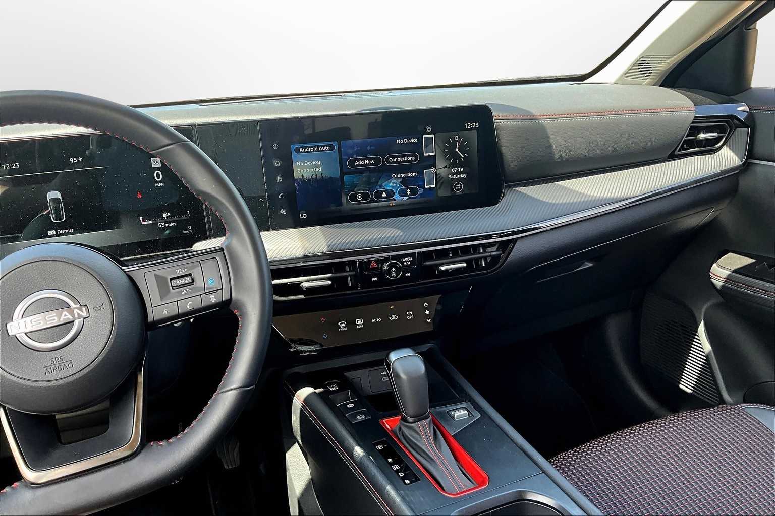 Thumbnail: 2025 Nissan Kicks - 6