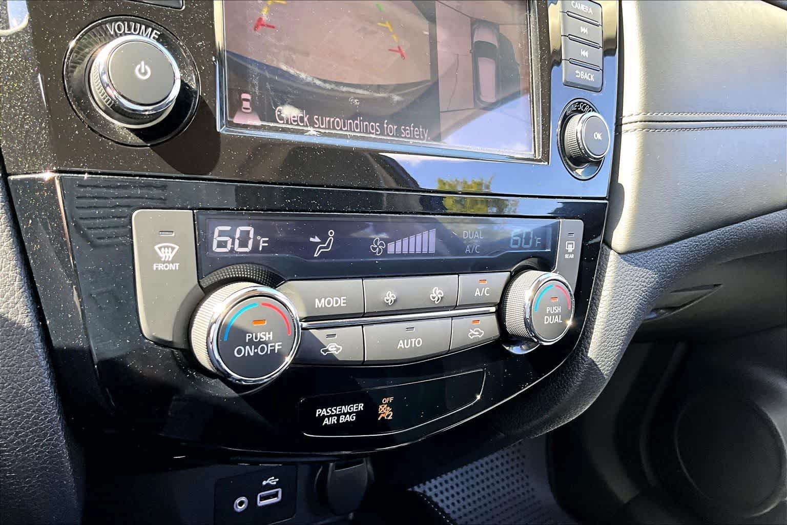 Thumbnail: 2020 Nissan Rogue - 22