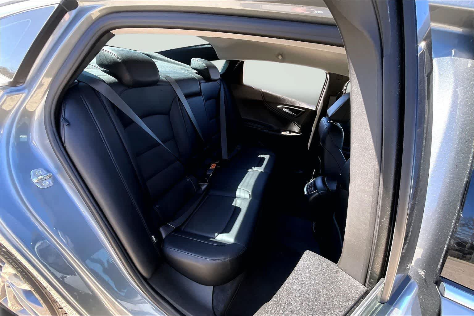 Thumbnail: 2023 Chevrolet Malibu - 26