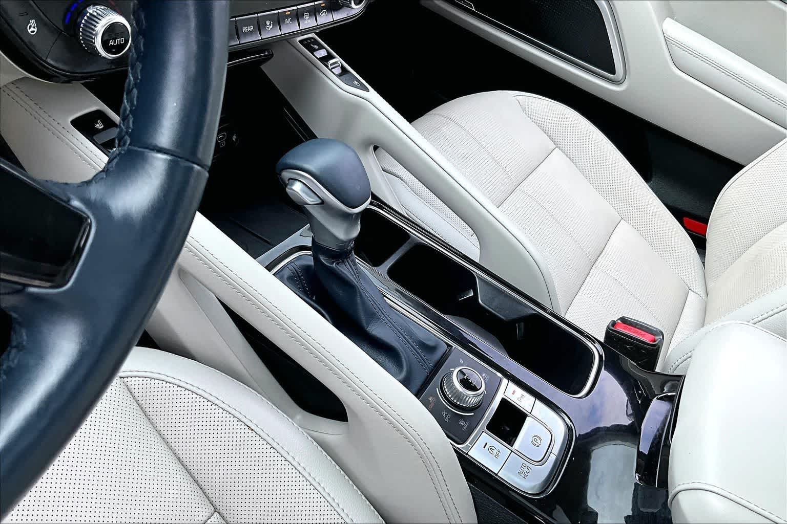 Thumbnail: 2023 Kia Telluride - 13