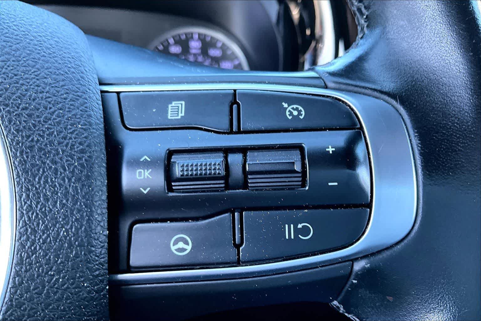 Thumbnail: 2022 Kia K5 - 15