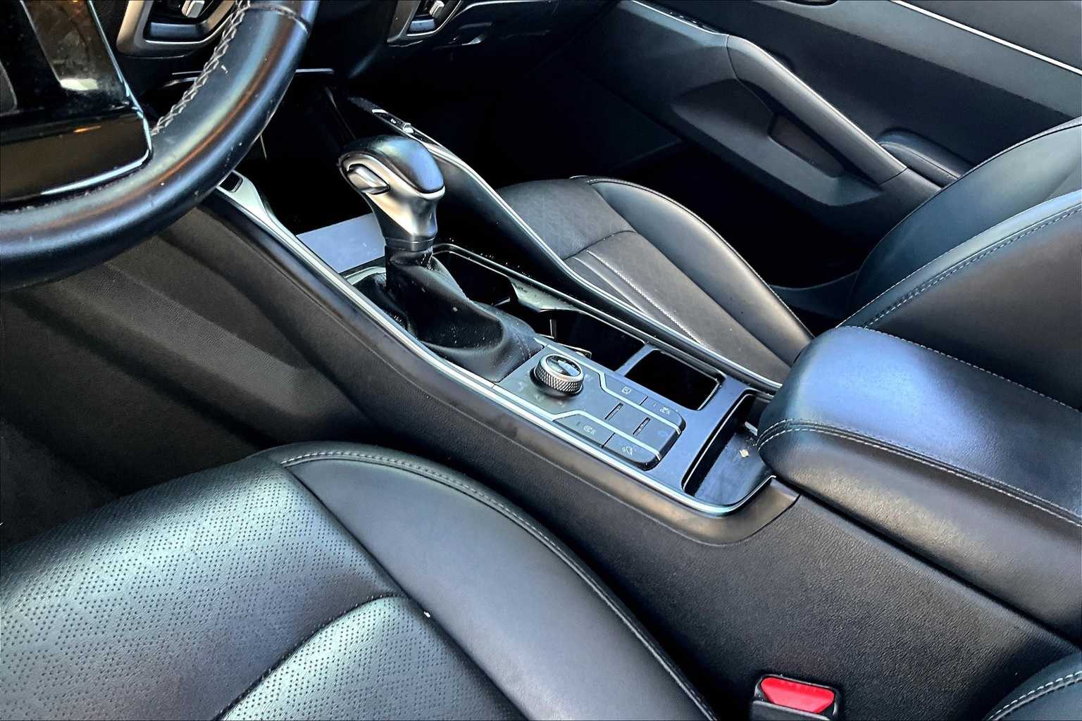 Thumbnail: 2021 Kia Sorento - 13