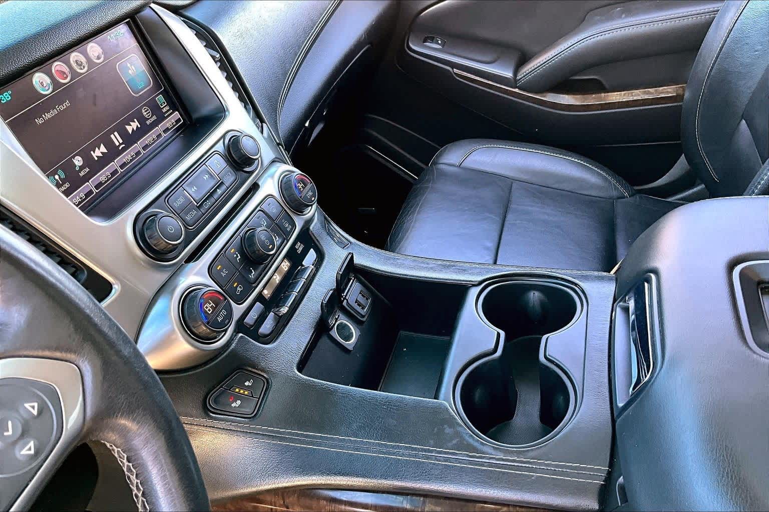 Thumbnail: 2016 Chevrolet Tahoe - 13