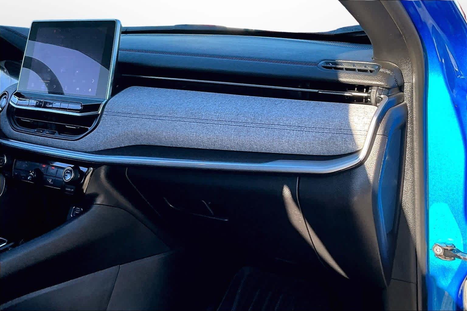 Thumbnail: 2024 Jeep Compass - 15