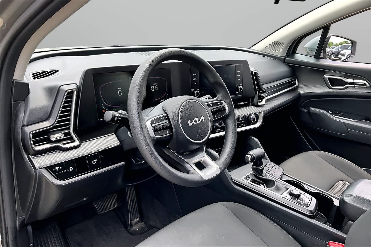 Thumbnail: 2024 Kia Sportage - 12