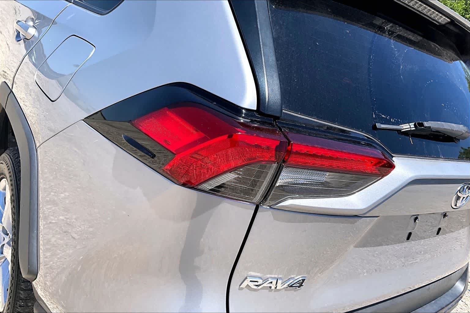 Thumbnail: 2019 Toyota RAV4 - 22