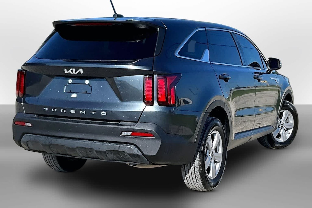 Certified 2022 Kia Sorento LX SUV