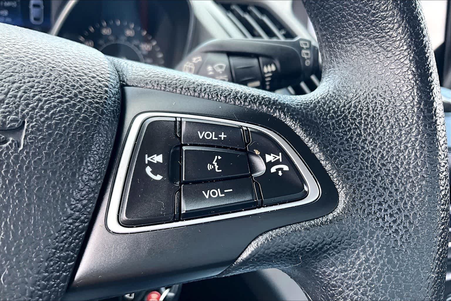 Thumbnail: 2018 Ford Escape - 17