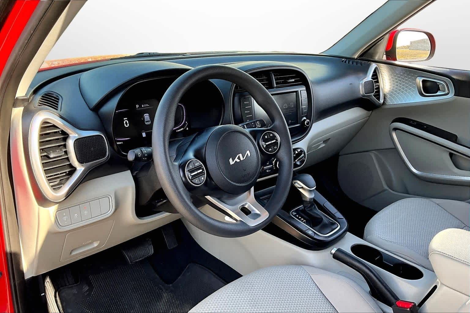 Thumbnail: 2023 Kia Soul - 12