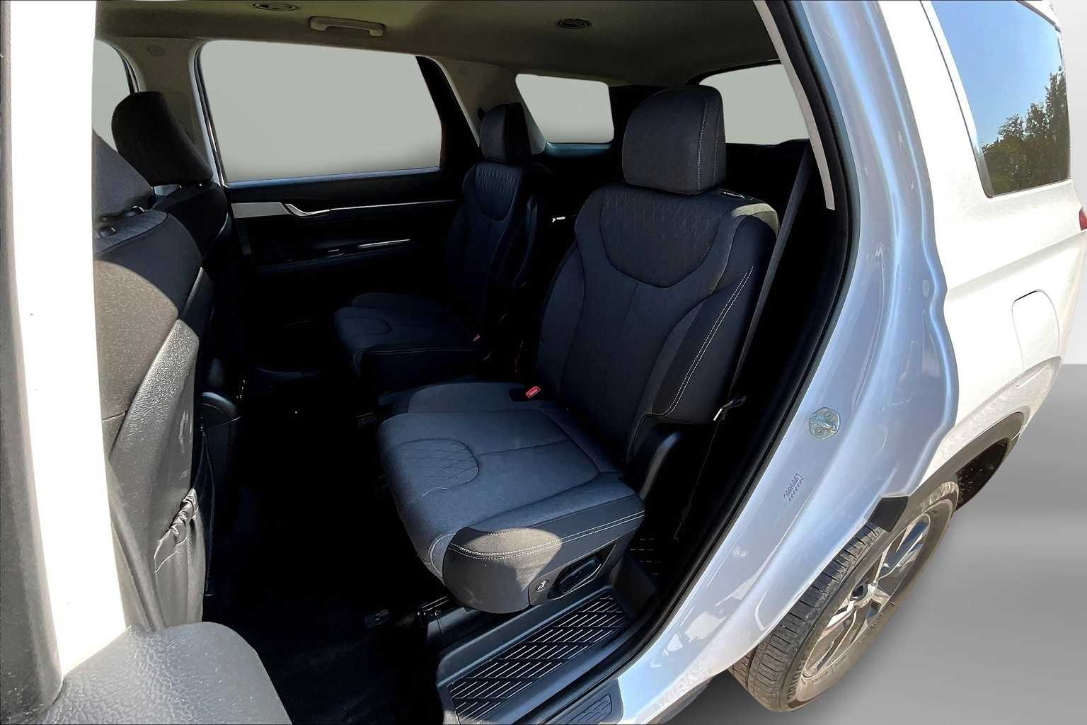 Thumbnail: 2022 Hyundai Palisade - 27