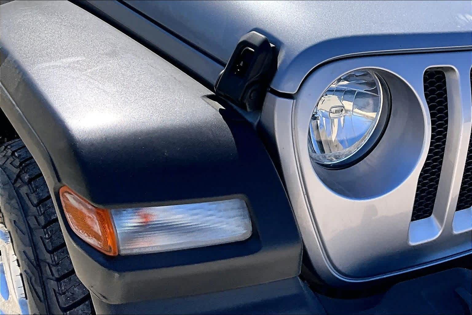 Thumbnail: 2020 Jeep Wrangler - 28