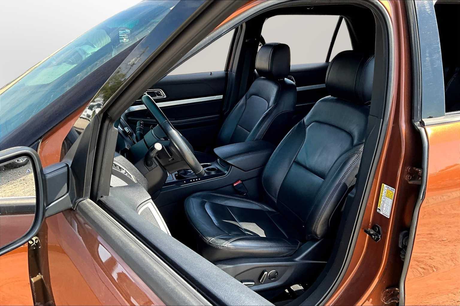 Thumbnail: 2017 Ford Explorer - 25