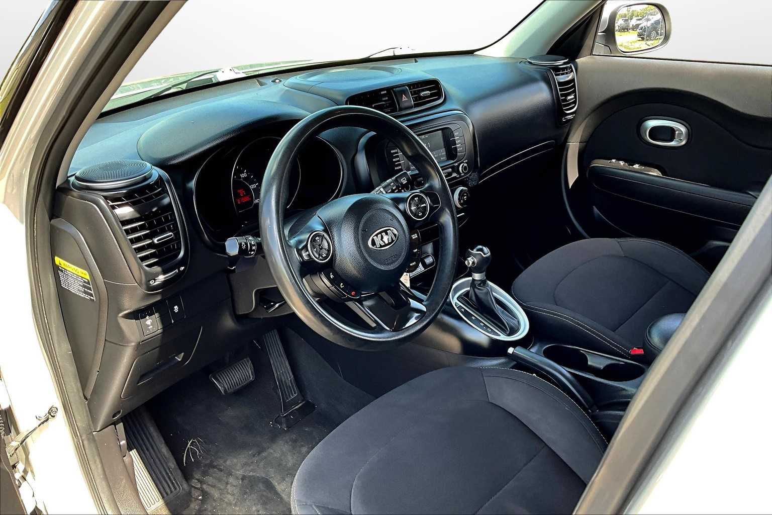 Thumbnail: 2019 Kia Soul - 12