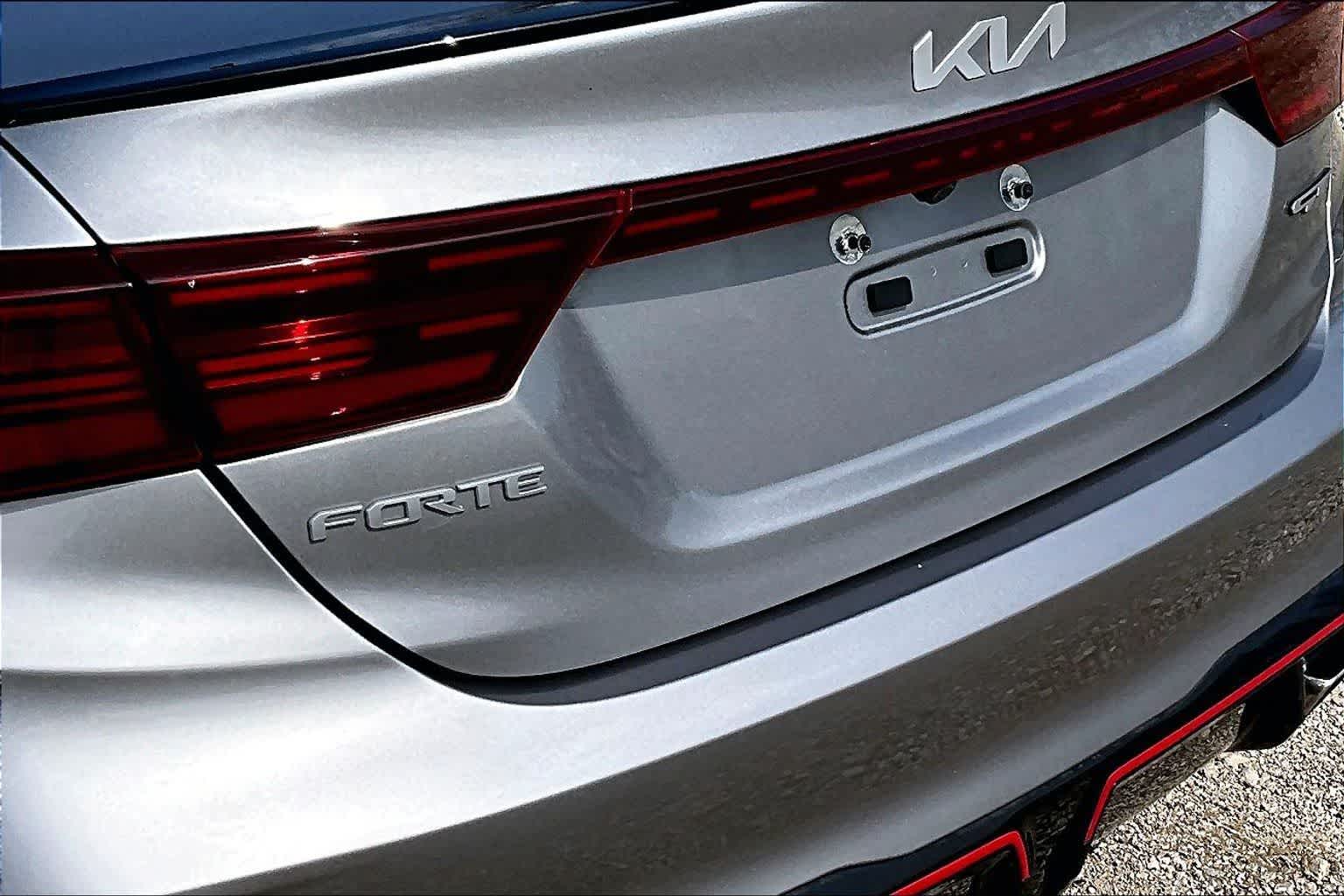 Thumbnail: 2023 Kia Forte - 30