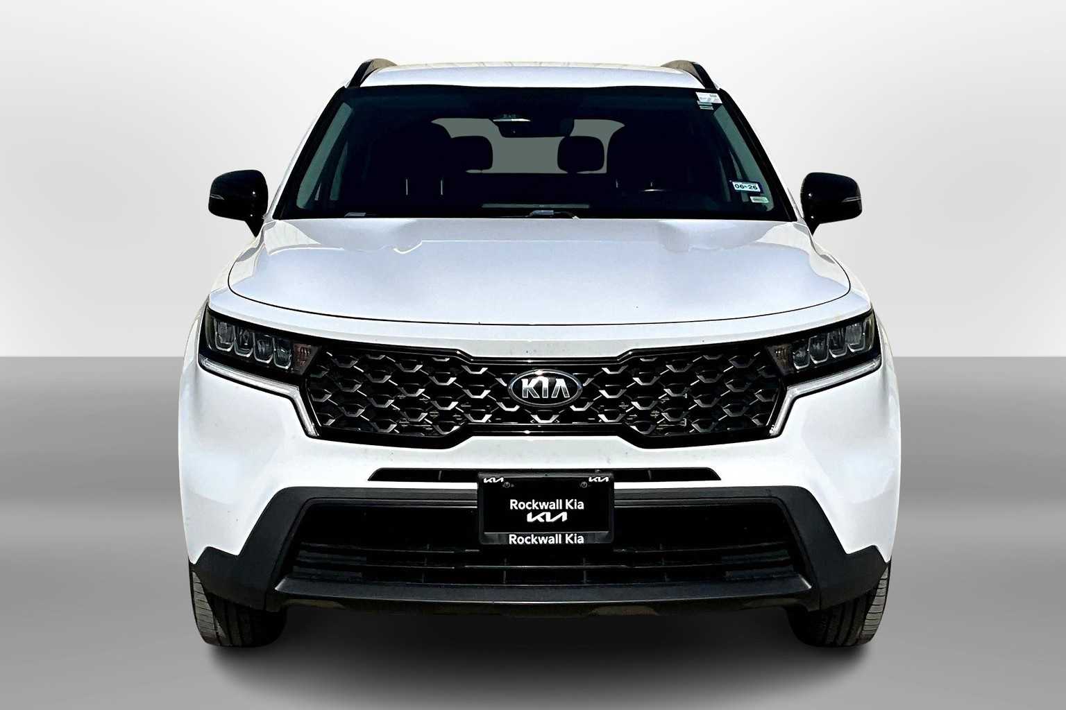 Thumbnail: 2021 Kia Sorento - 3
