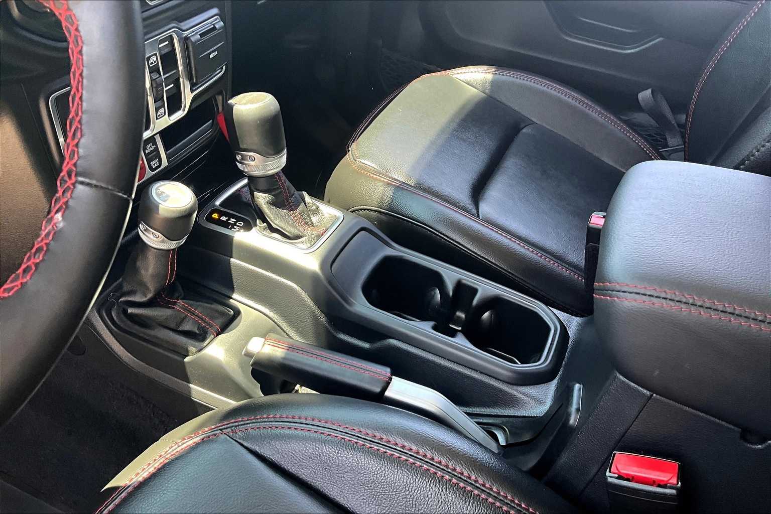 Thumbnail: 2022 Jeep Gladiator - 13