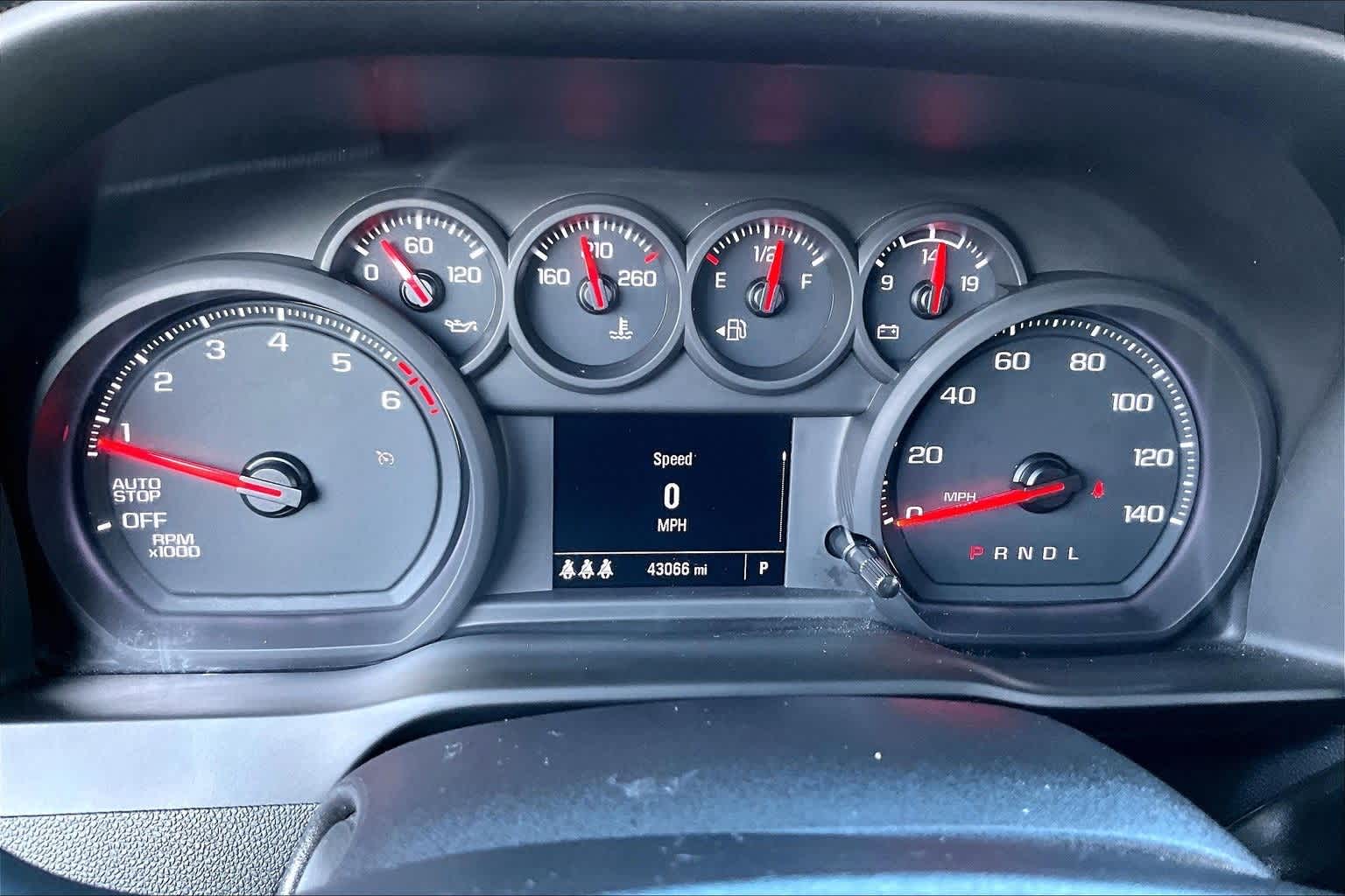 Thumbnail: 2025 Chevrolet Silverado 1500 - 19