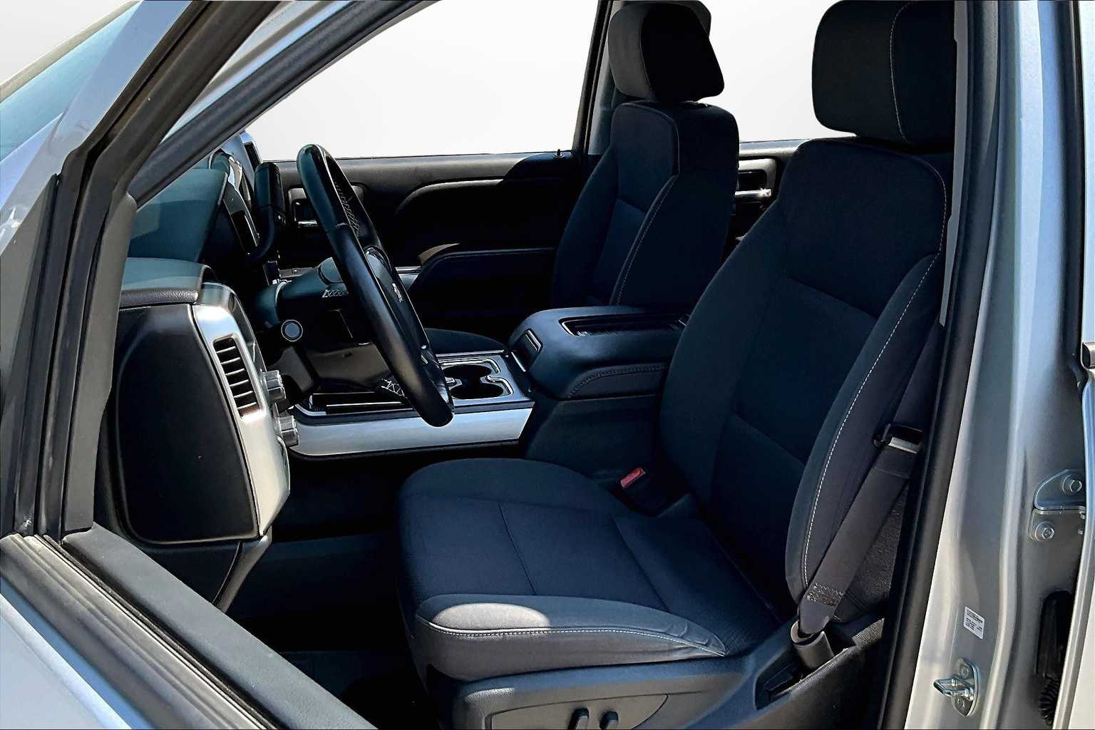 Thumbnail: 2017 Chevrolet Silverado 1500 - 26