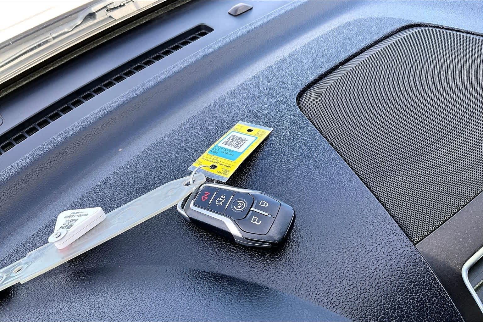 Thumbnail: 2017 Ford Explorer - 9