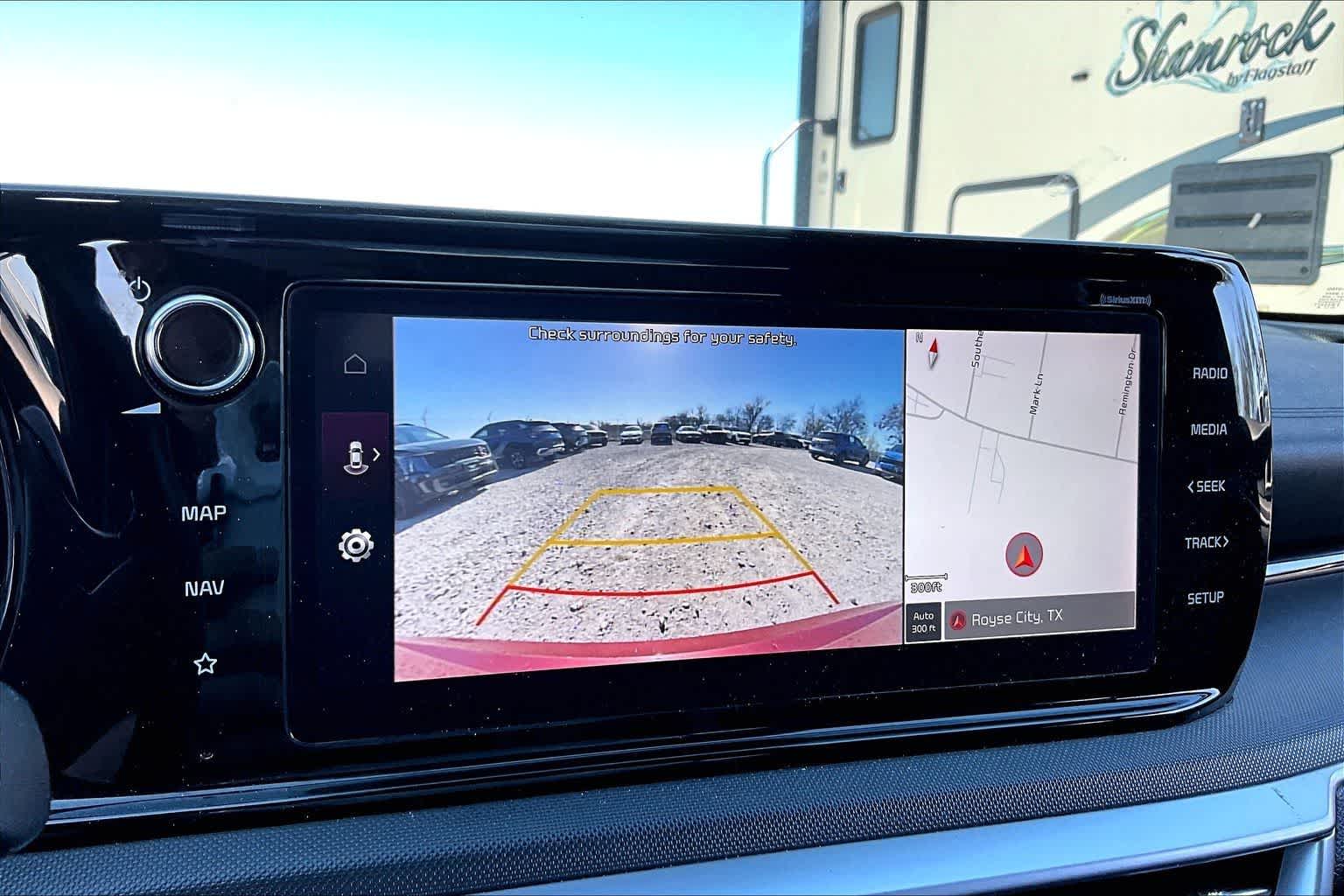 Thumbnail: 2022 Kia K5 - 17